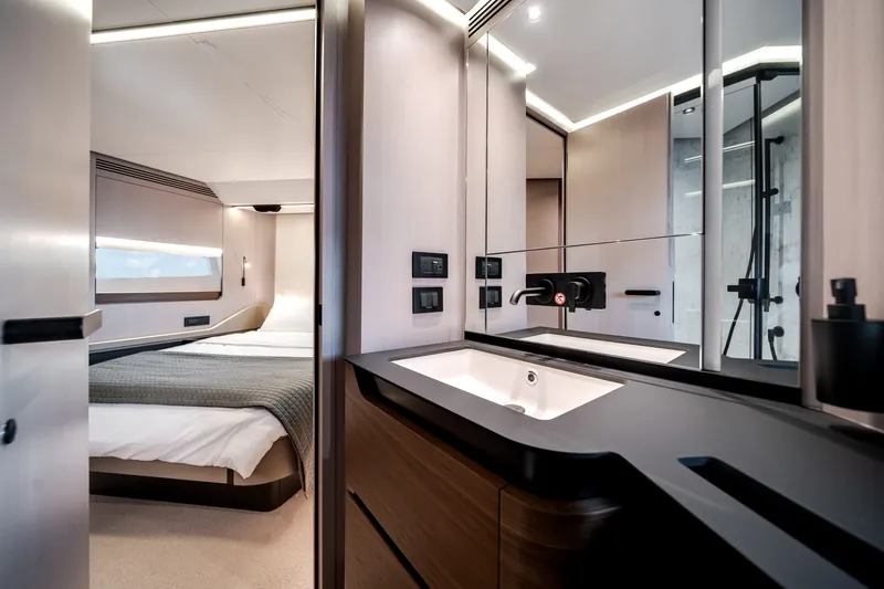 Slide: The Image of Azimut S8 2026 - 18