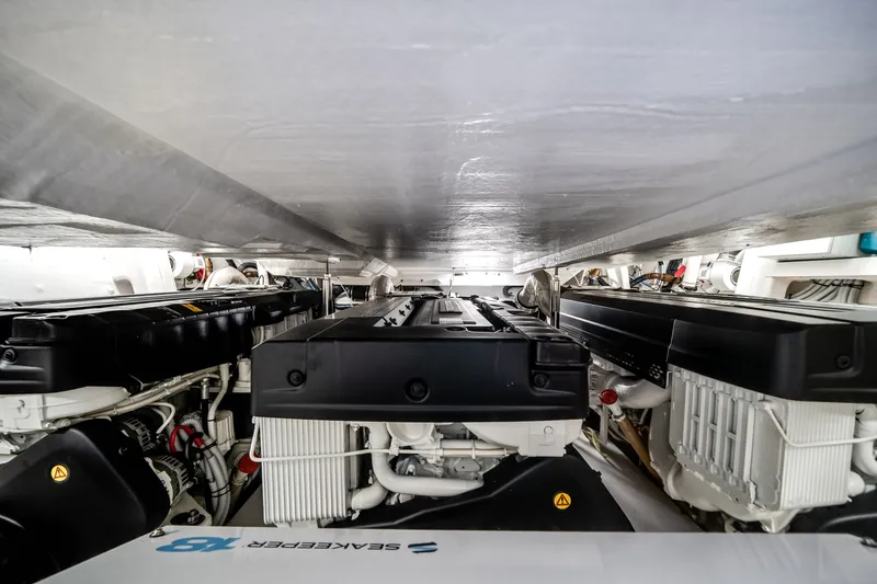 Slide: The Image of Azimut S8 2026 - 82