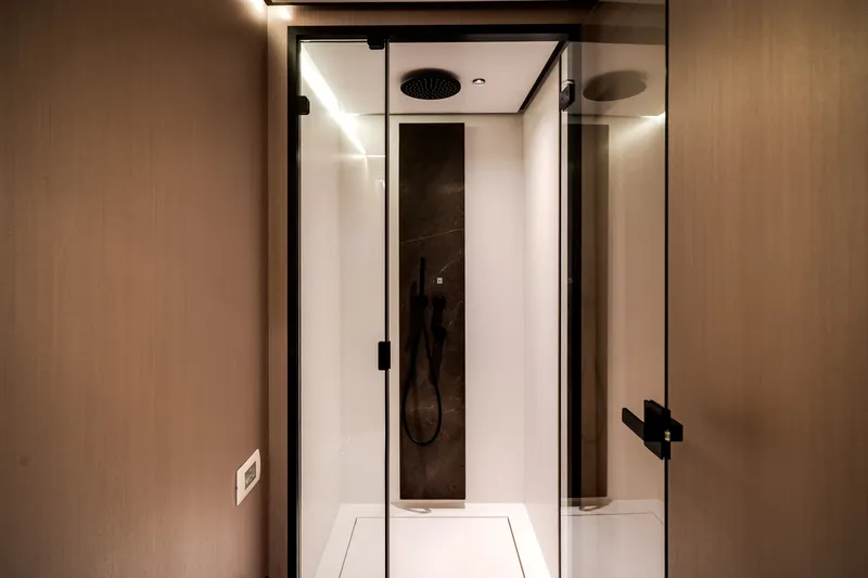 Slide: The Image of Azimut S8 2026 - 40