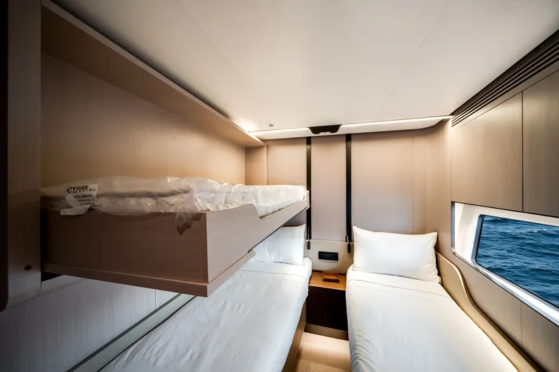 Slide: The Image of Azimut S8 2026 - 21