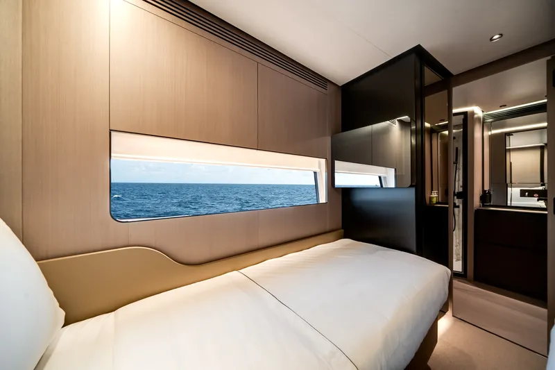 Slide: The Image of Azimut S8 2026 - 24