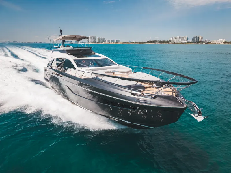 Slide: The Image of Azimut S8 2026 - 1