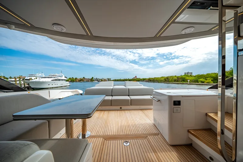 Slide: The Image of Azimut S8 2026 - 59