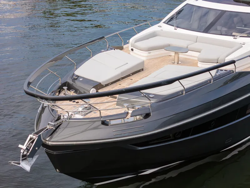Slide: The Image of Azimut S8 2026 - 89