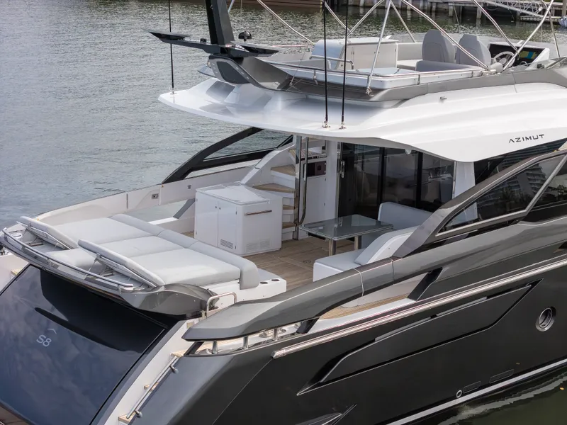 Slide: The Image of Azimut S8 2026 - 87