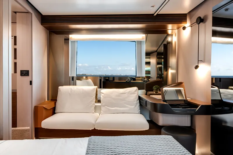 Slide: The Image of Azimut S8 2026 - 30
