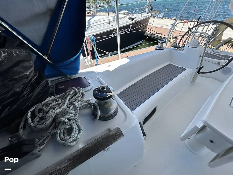 Slide: The Image of Beneteau OCEANIS 40 2011 - 16362686