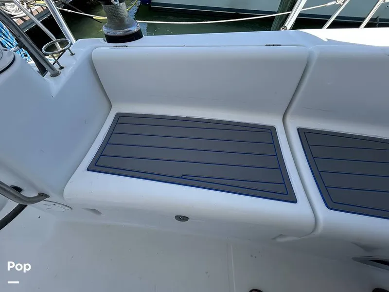 Slide: The Image of Beneteau OCEANIS 40 2011 - 16362693