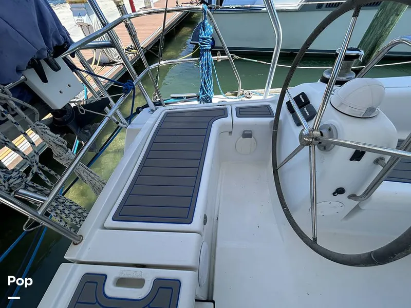 Slide: The Image of Beneteau OCEANIS 40 2011 - 16362701