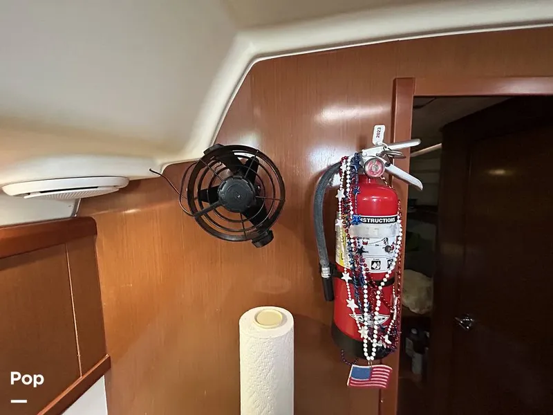 Slide: The Image of Beneteau OCEANIS 40 2011 - 16362551