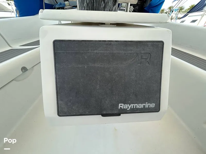 Slide: The Image of Beneteau OCEANIS 40 2011 - 16362707