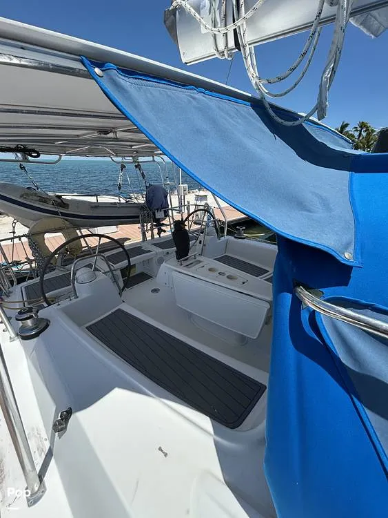 Slide: The Image of Beneteau OCEANIS 40 2011 - 16362727