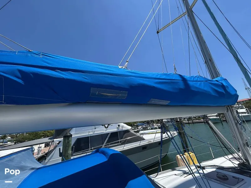 Slide: The Image of Beneteau OCEANIS 40 2011 - 16362730