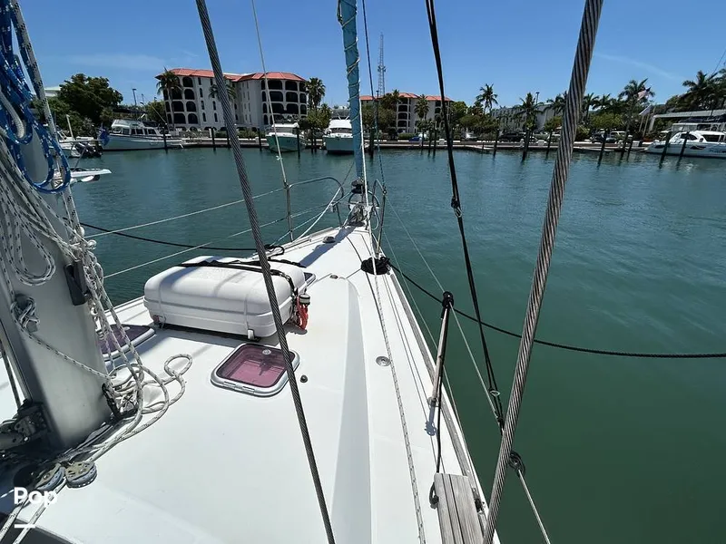 Slide: The Image of Beneteau OCEANIS 40 2011 - 16362743