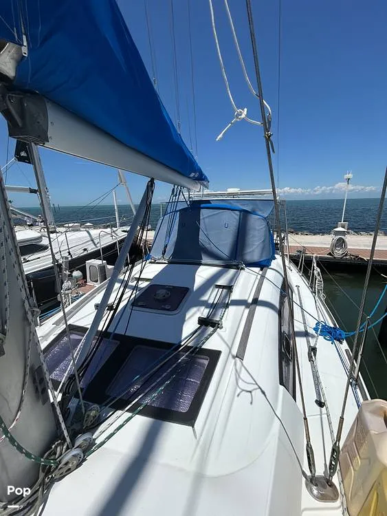 Slide: The Image of Beneteau OCEANIS 40 2011 - 16362758