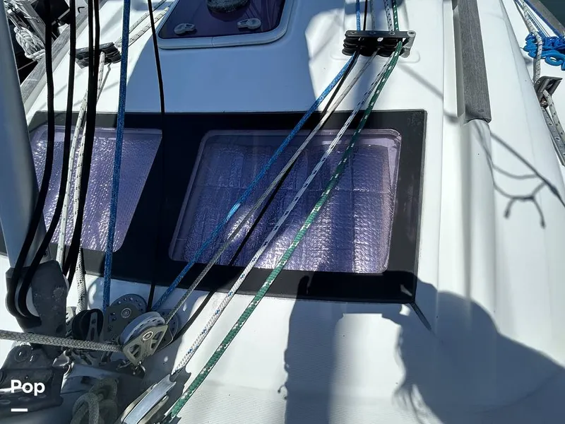 Slide: The Image of Beneteau OCEANIS 40 2011 - 16362760