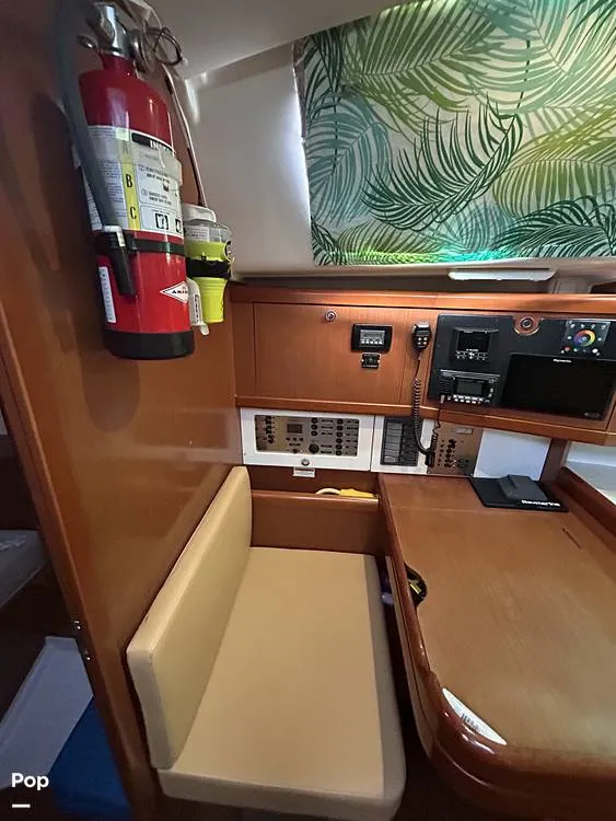 Slide: The Image of Beneteau OCEANIS 40 2011 - 16362521