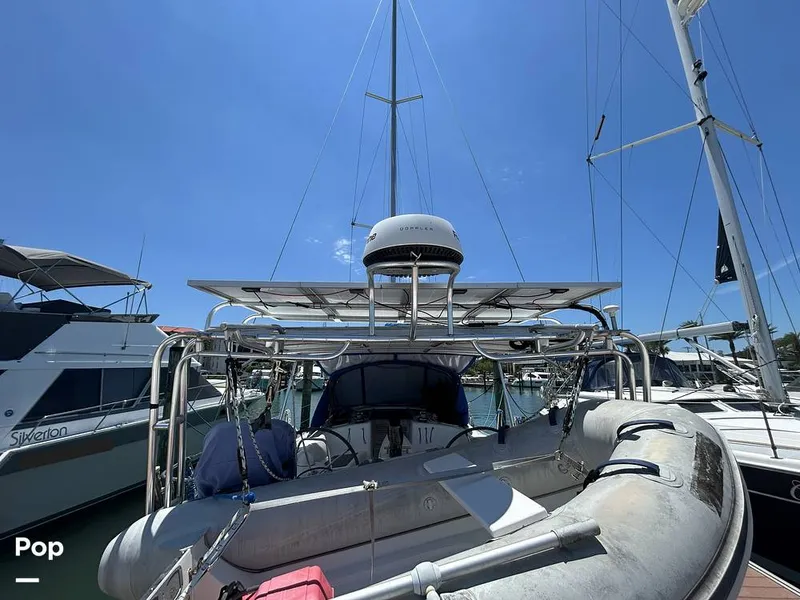 Slide: The Image of Beneteau OCEANIS 40 2011 - 16365777