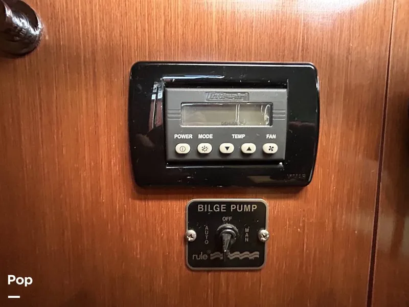 Slide: The Image of Beneteau OCEANIS 40 2011 - 16362524