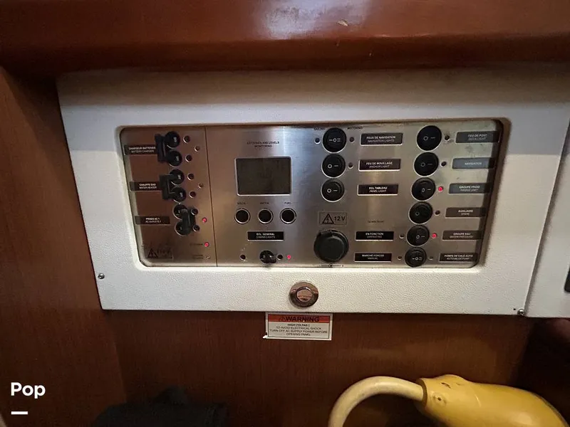 Slide: The Image of Beneteau OCEANIS 40 2011 - 16362525