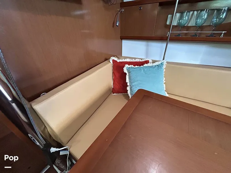 Slide: The Image of Beneteau OCEANIS 40 2011 - 16362560