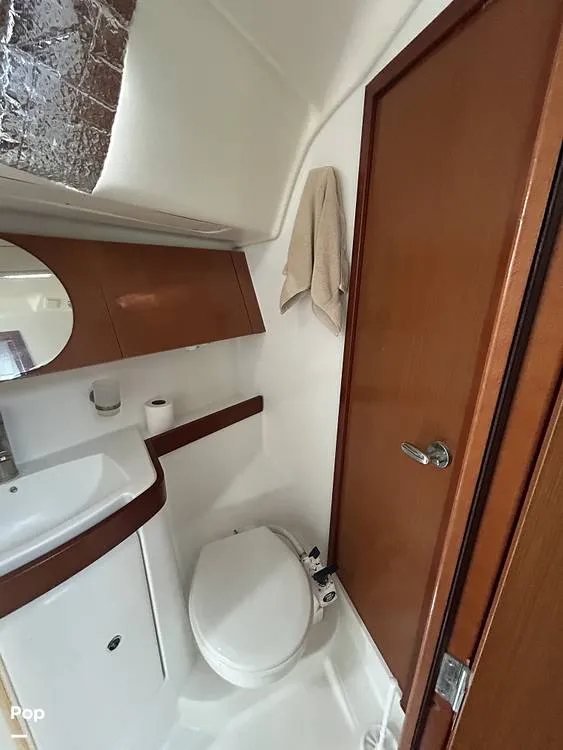 Slide: The Image of Beneteau OCEANIS 40 2011 - 16362569