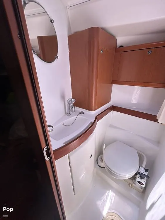 Slide: The Image of Beneteau OCEANIS 40 2011 - 16362606