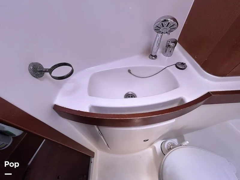 Slide: The Image of Beneteau OCEANIS 40 2011 - 16362607