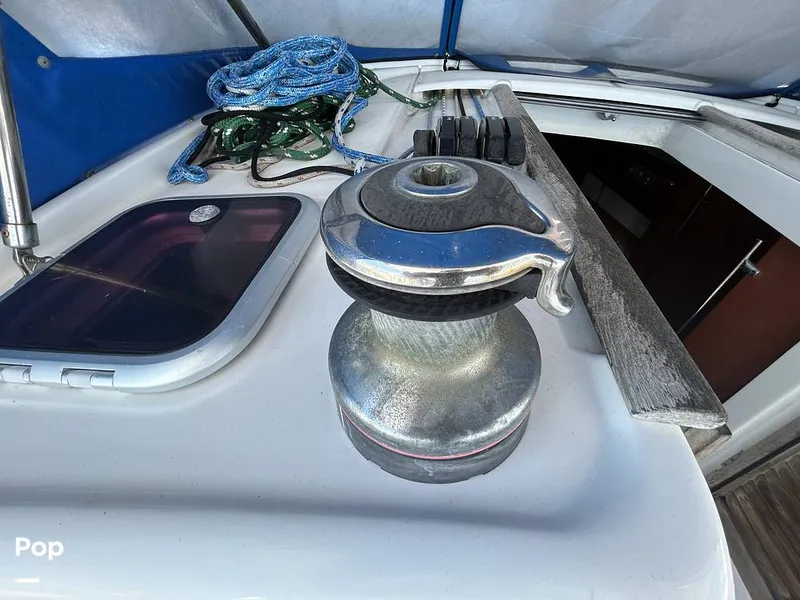 Slide: The Image of Beneteau OCEANIS 40 2011 - 16362677