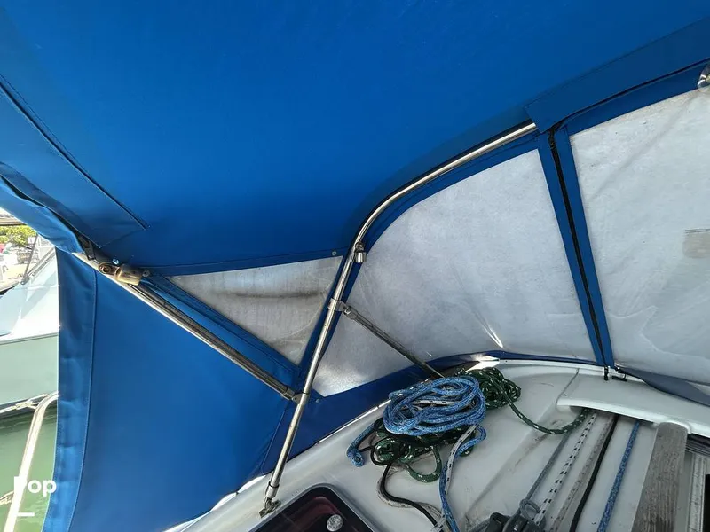Slide: The Image of Beneteau OCEANIS 40 2011 - 16362680