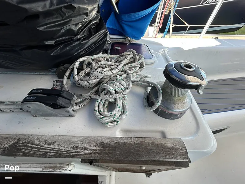 Slide: The Image of Beneteau OCEANIS 40 2011 - 16362683