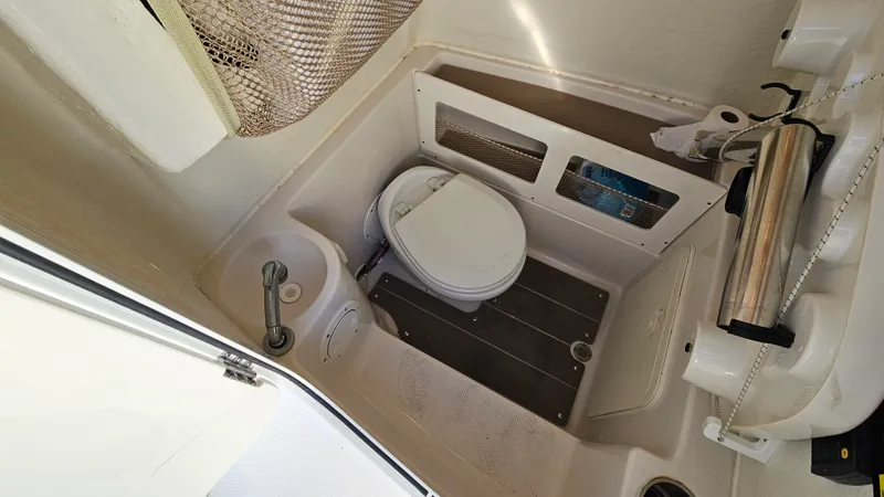 Slide: The Image of Sailfish 242 CC 2021 - 23