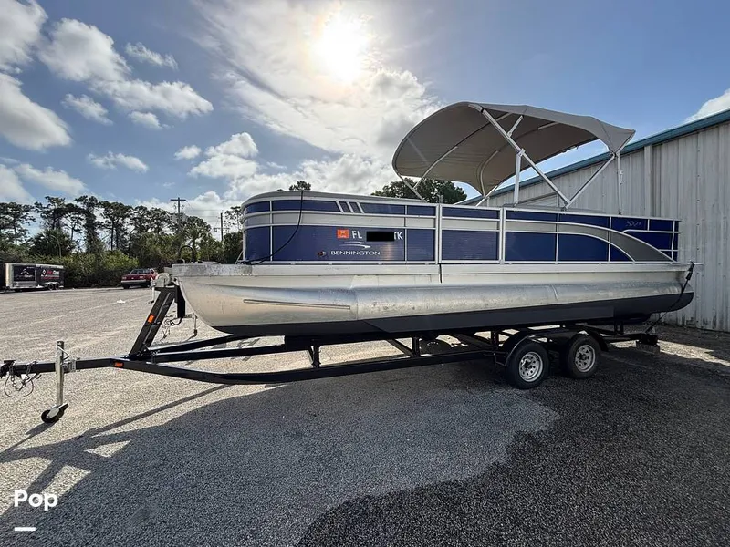 The Image of Bennington SX23 2023 - 16329067