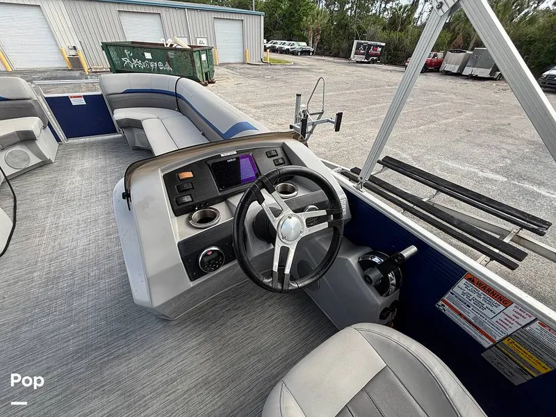 Slide: The Image of Bennington SX23 2023 - 16329113