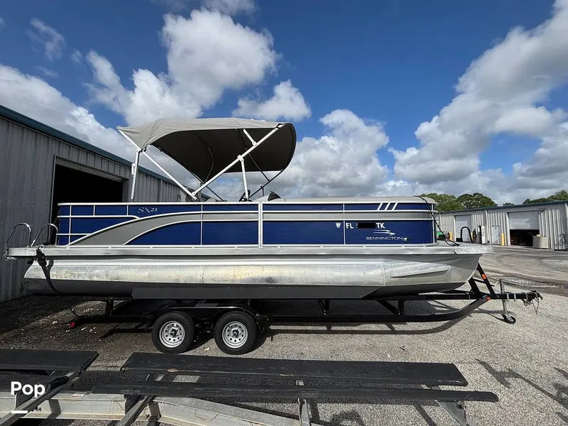 Slide: The Image of Bennington SX23 2023 - 16329077