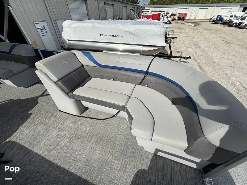 Slide: The Image of Bennington SX23 2023 - 16329097