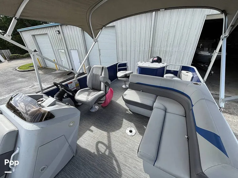 Slide: The Image of Bennington SX23 2023 - 16329109