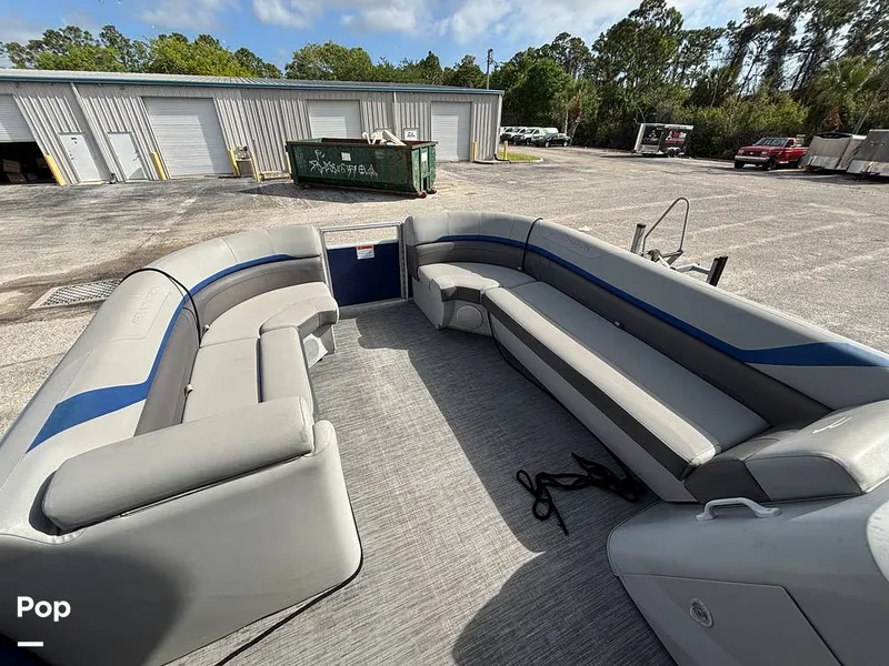 Slide: The Image of Bennington SX23 2023 - 16329106