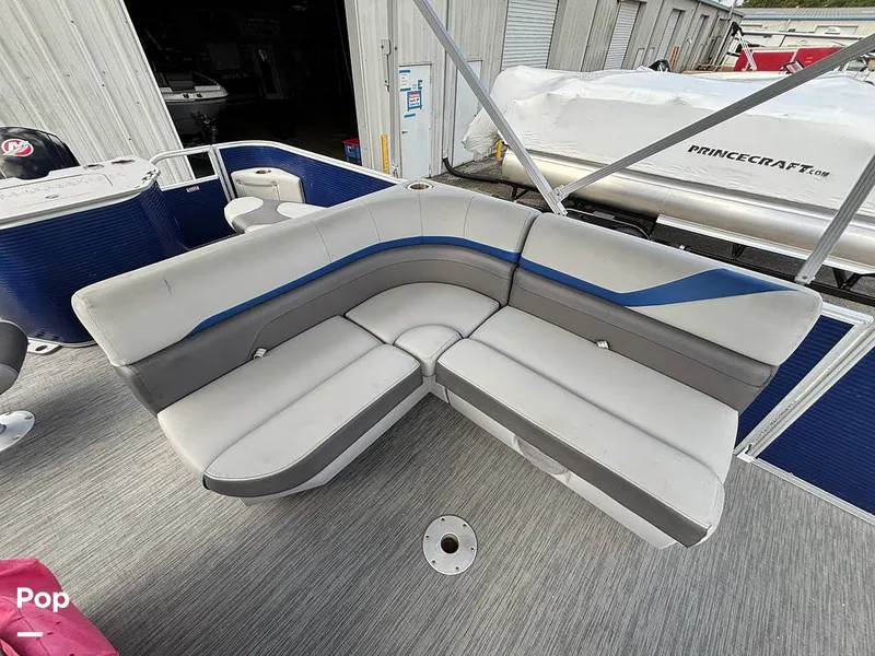 Slide: The Image of Bennington SX23 2023 - 16329121