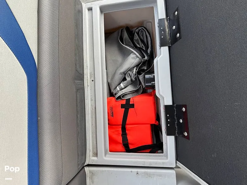 Slide: The Image of Bennington SX23 2023 - 16329122