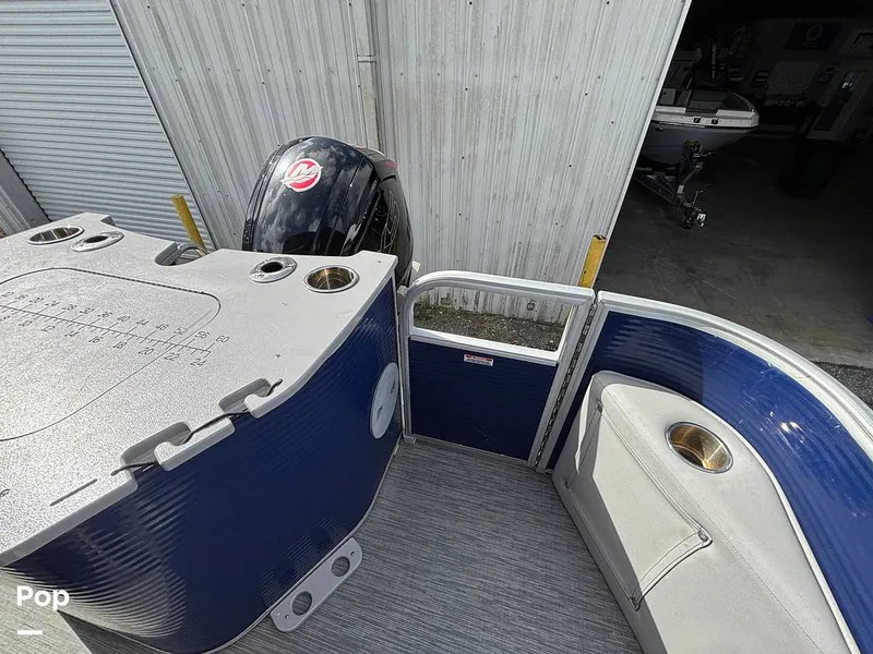 Slide: The Image of Bennington SX23 2023 - 16329132