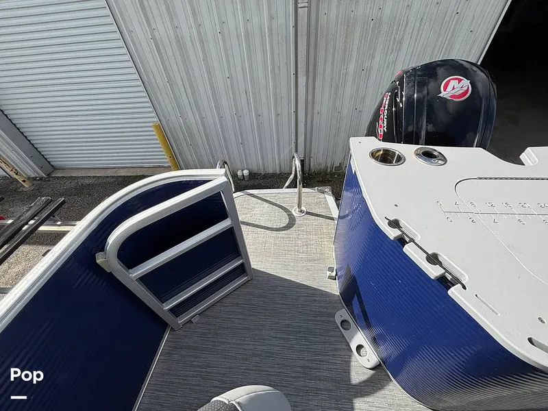 Slide: The Image of Bennington SX23 2023 - 16329133