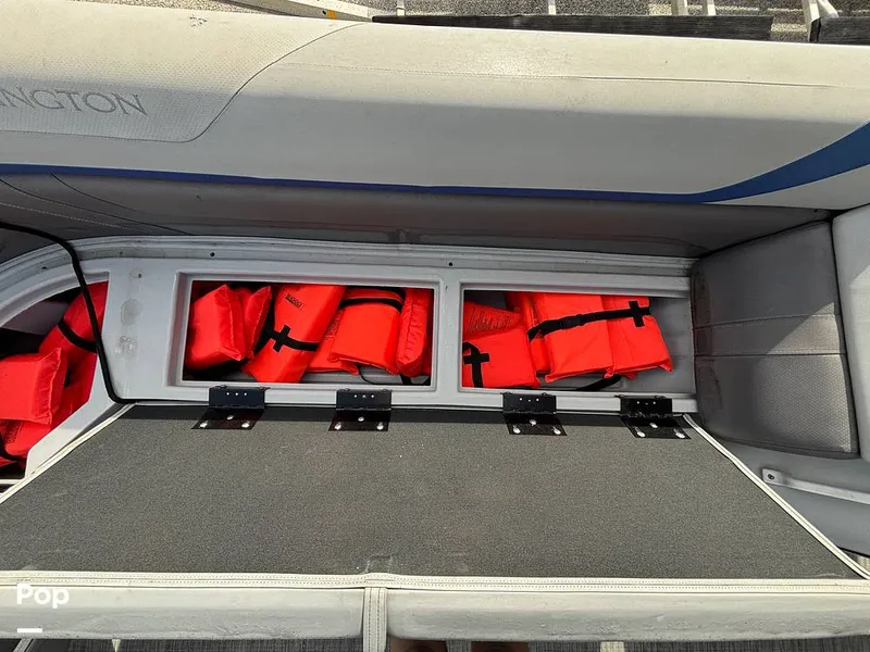 Slide: The Image of Bennington SX23 2023 - 16329103