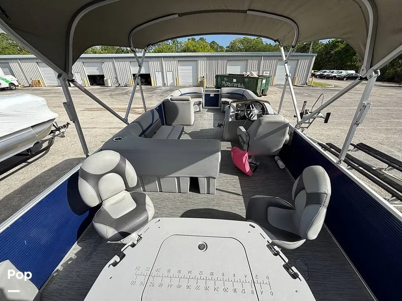 Slide: The Image of Bennington SX23 2023 - 16329136