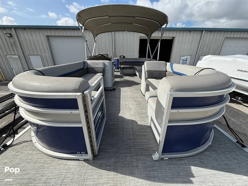 Slide: The Image of Bennington SX23 2023 - 16329093