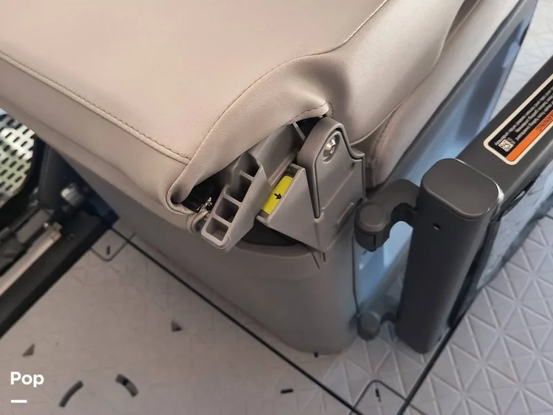 Slide: The Image of Sea-Doo 47RC SWITCH SPORT COMPACT 2024 - 16463844