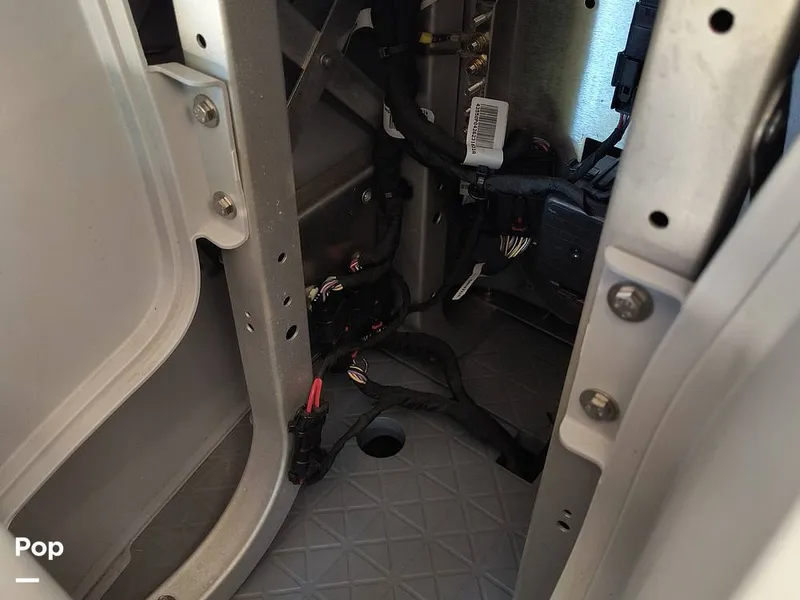 Slide: The Image of Sea-Doo 47RC SWITCH SPORT COMPACT 2024 - 16463860