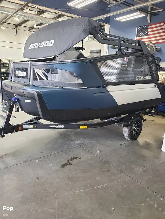 Slide: The Image of Sea-Doo Switch Sport Compact 2024 - 16824994