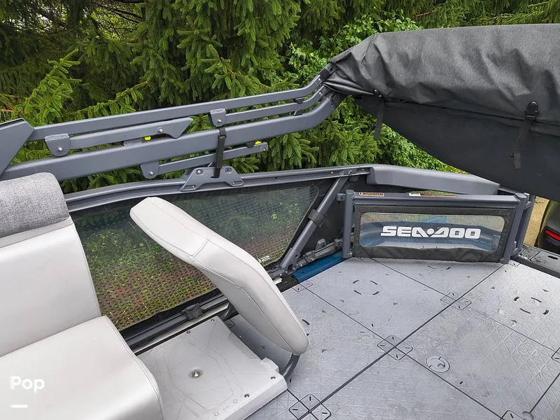 Slide: The Image of Sea-Doo Switch Sport Compact 2024 - 16767778