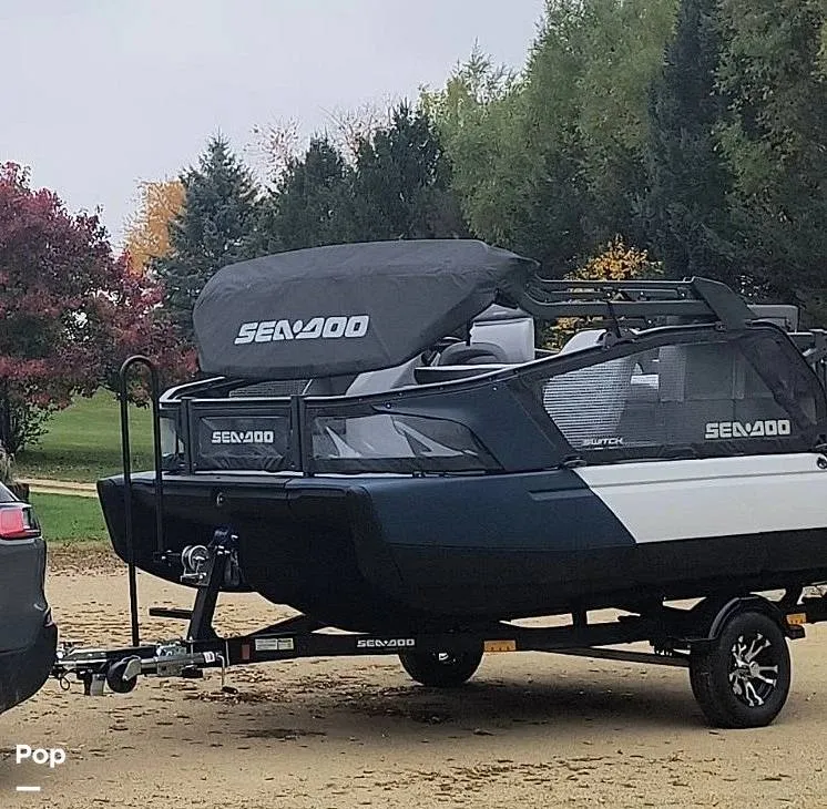 Slide: The Image of Sea-Doo Switch Sport Compact 2024 - 16767769